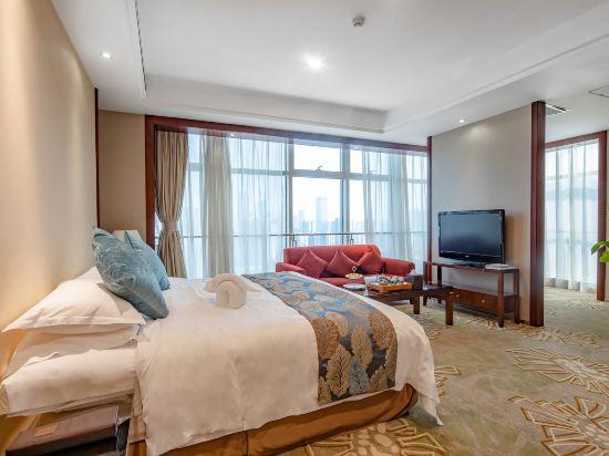 Premium, Suite, Twin Beds