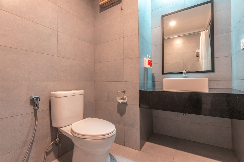 OYO Townhouse 2 Hotel Gunung Sahari 21/67