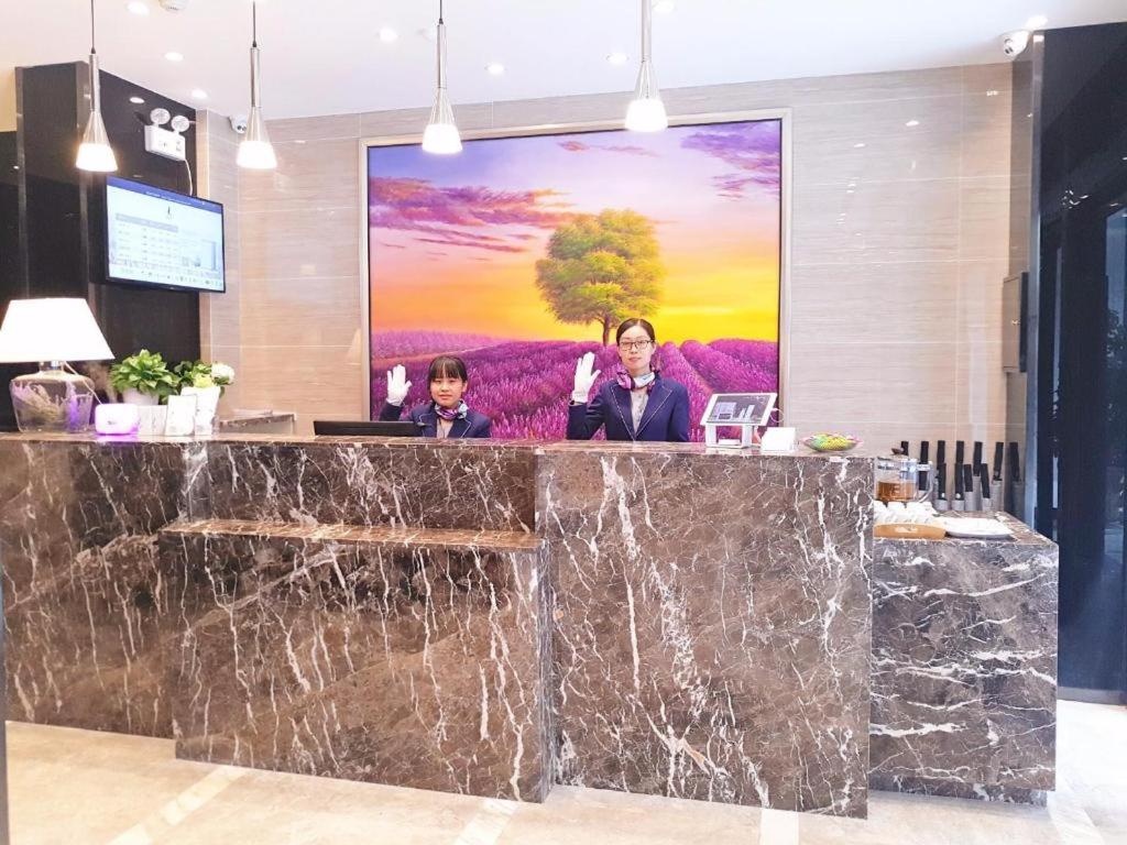 Lavande Hotel (Xi'an Fengcheng 1st Road, City Library Metro Station) 9/52