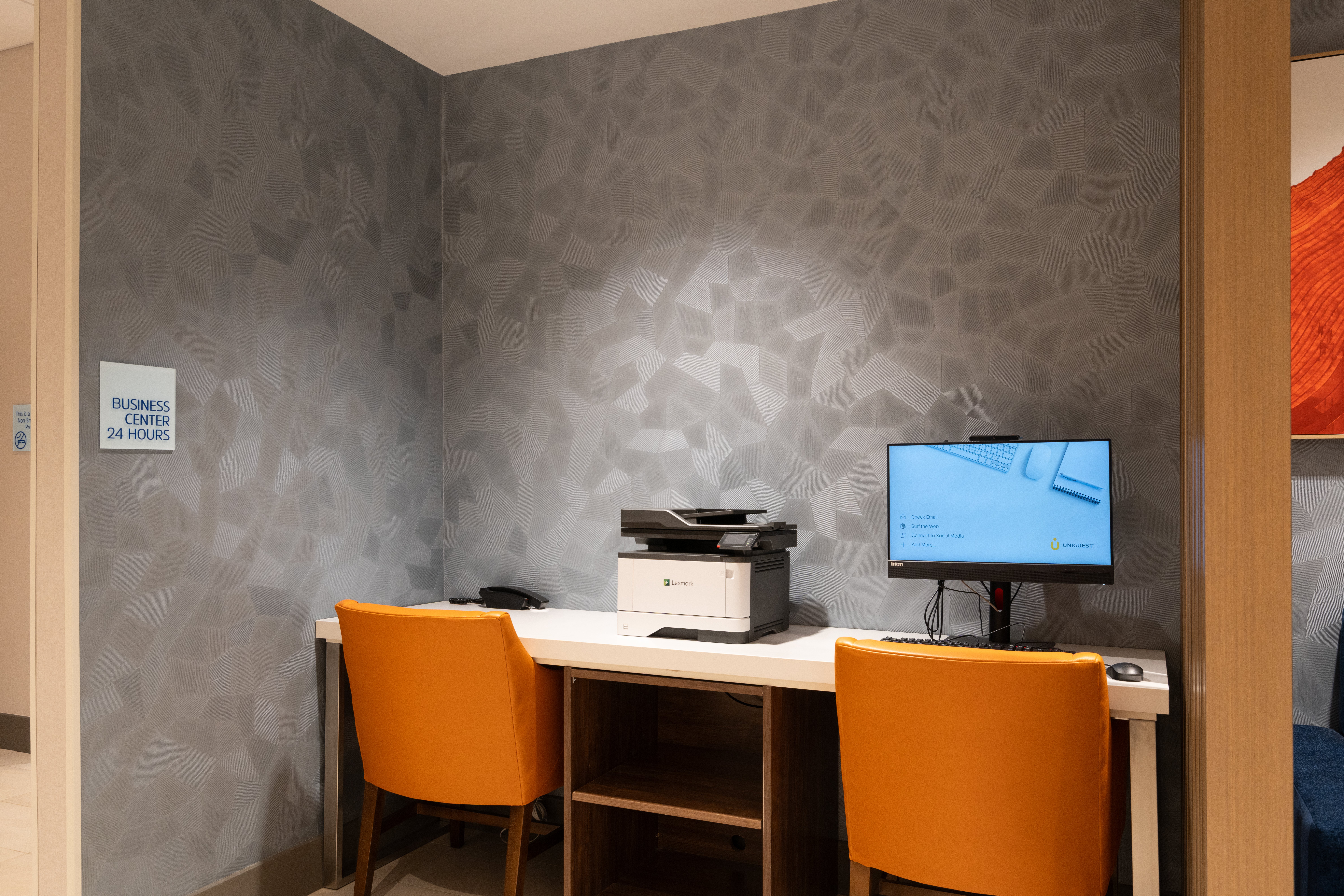 Holiday Inn Express & Suites Murfreesboro West, an IHG Hotel 35/41