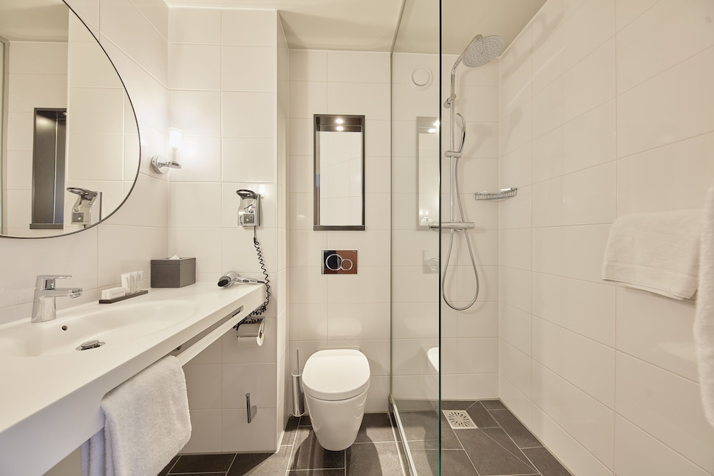 Carlton Square Hotel 12/63