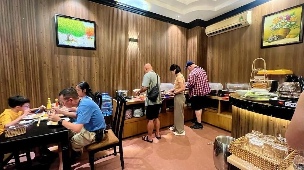 City View Hotel (ex.Hoang Lien Hotel) 44/49