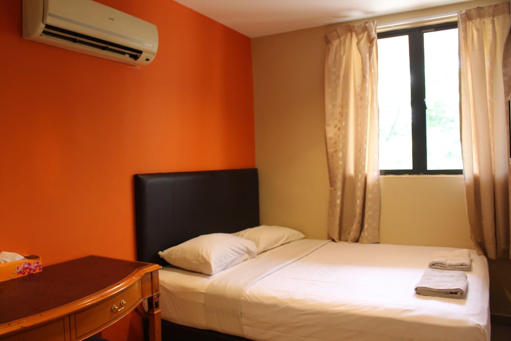 33 Hotel Cheras 7/49