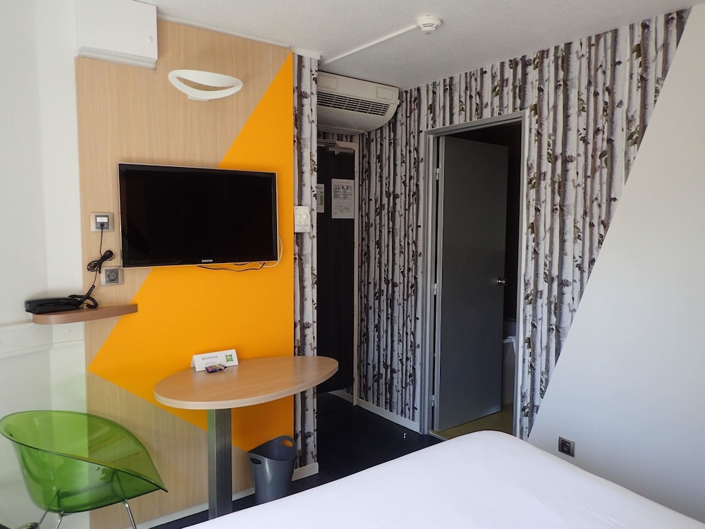 Ibis Styles Annecy Gare Centre 49/58