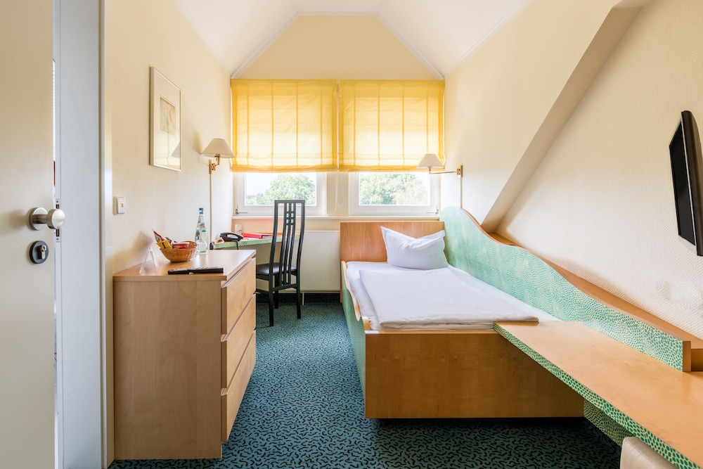 غرفة قياسية مفردة، Azimut Hotel Dresden 4/5