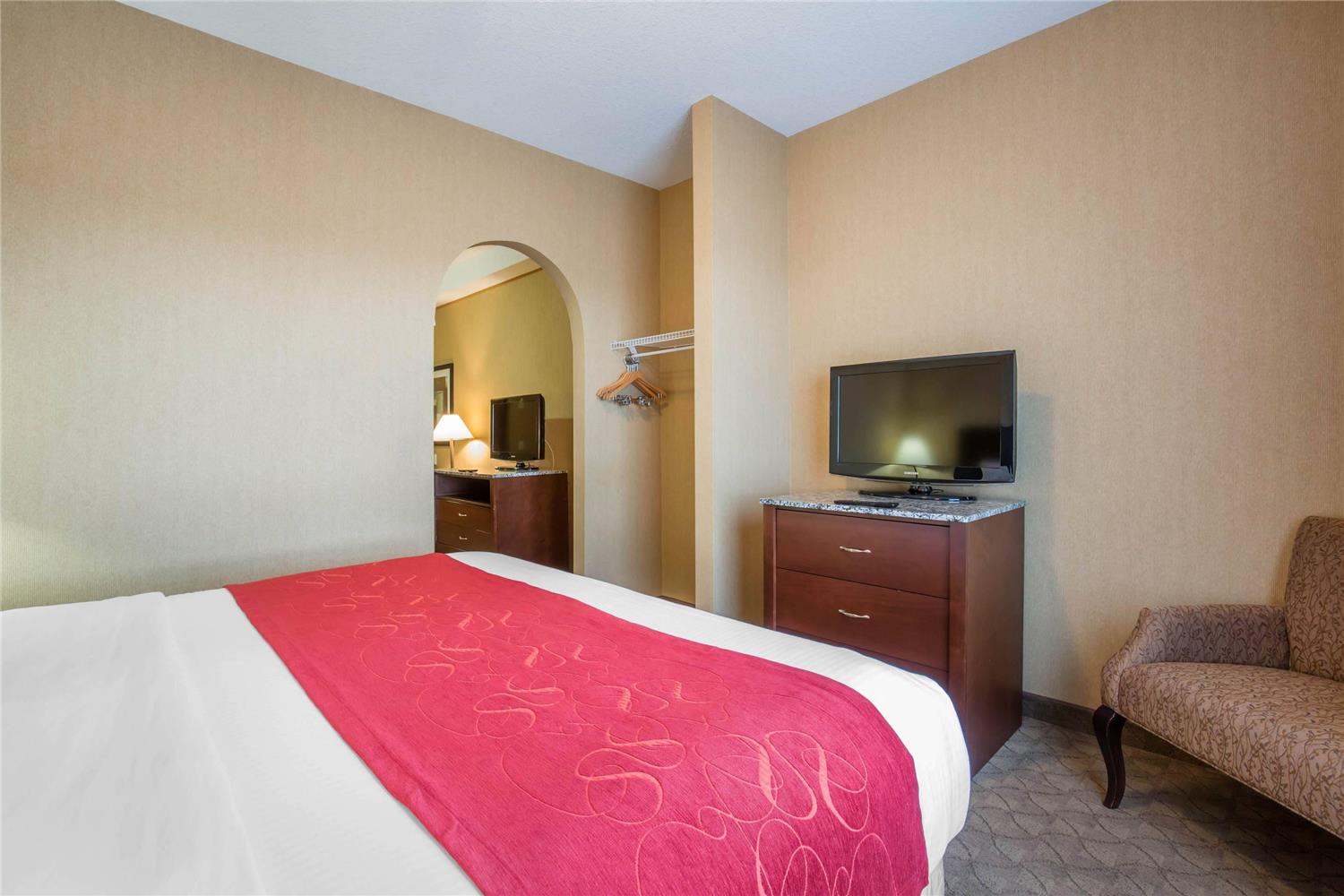 Upgrade, Suite, King Bed