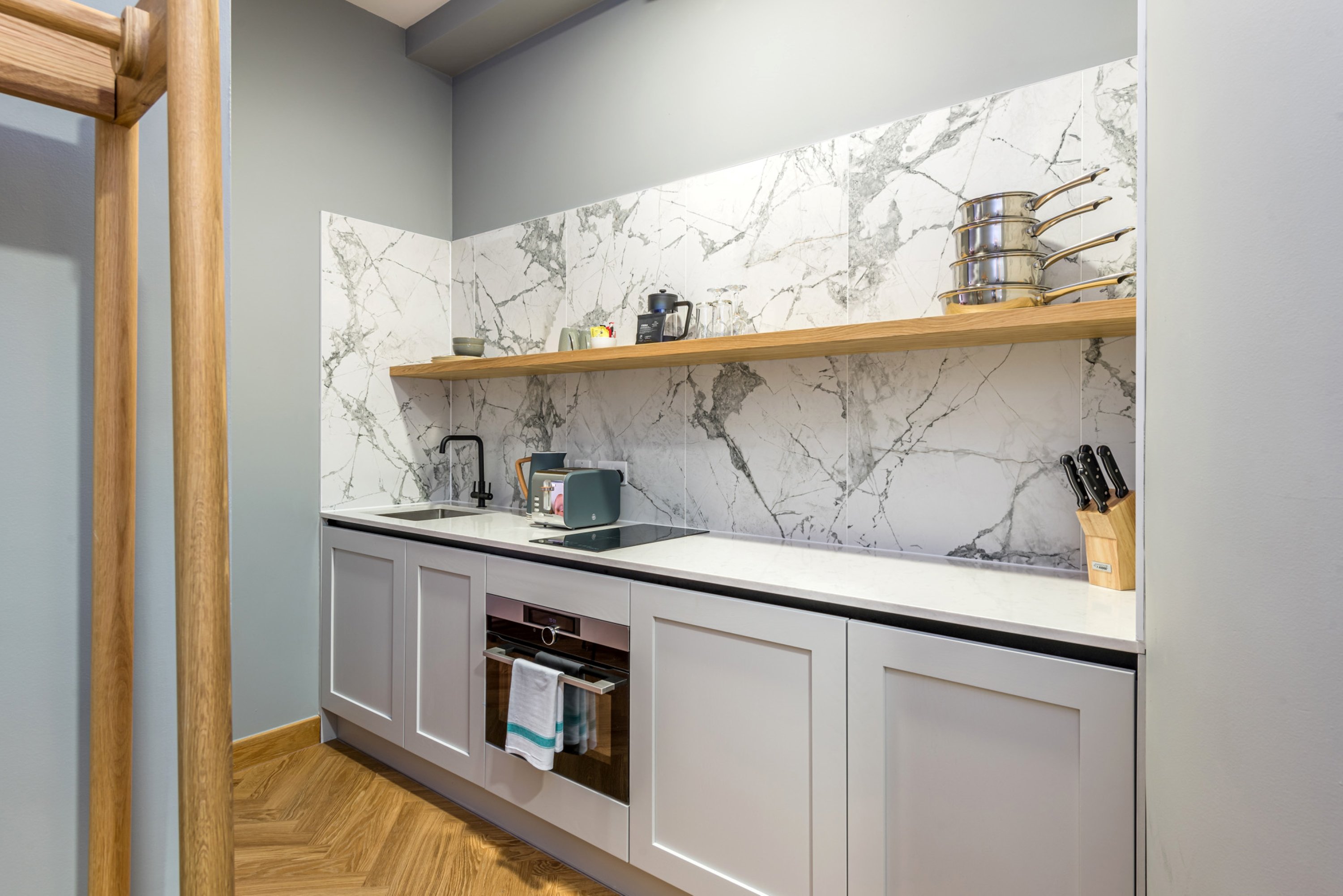 KM Apartments 54/55