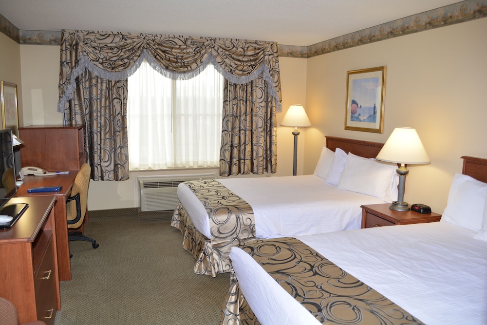 Baymont by Wyndham Waterford/Burlington WI 12/43