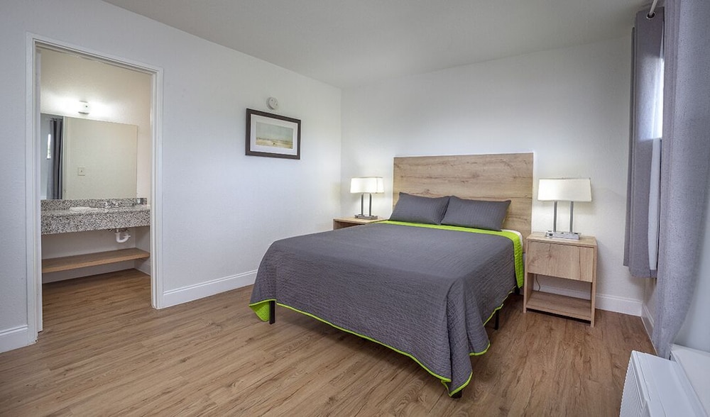 Weekly Inn Jacksonville 5/28