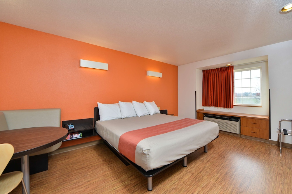 Motel6 Meridian, ID - Boise W 10/30