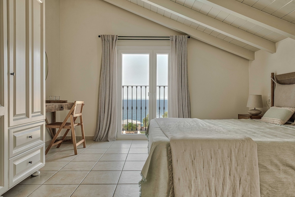 Erietta Aparthotel 13/49