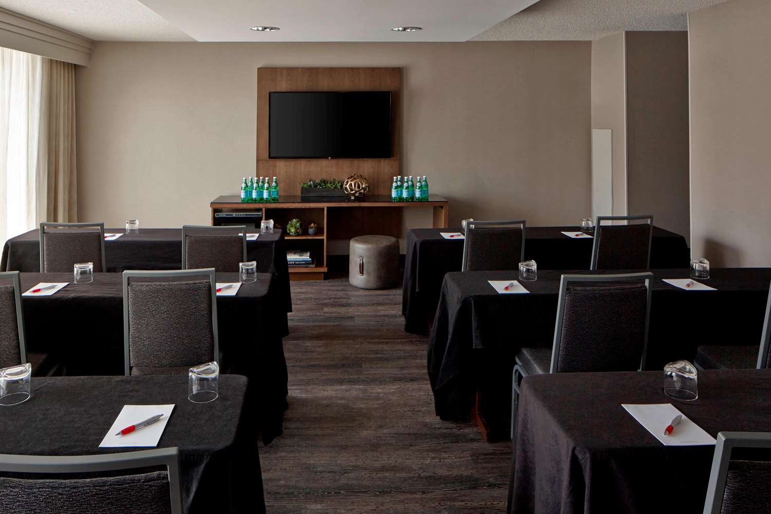 Sonesta Nashville Airport 25/31