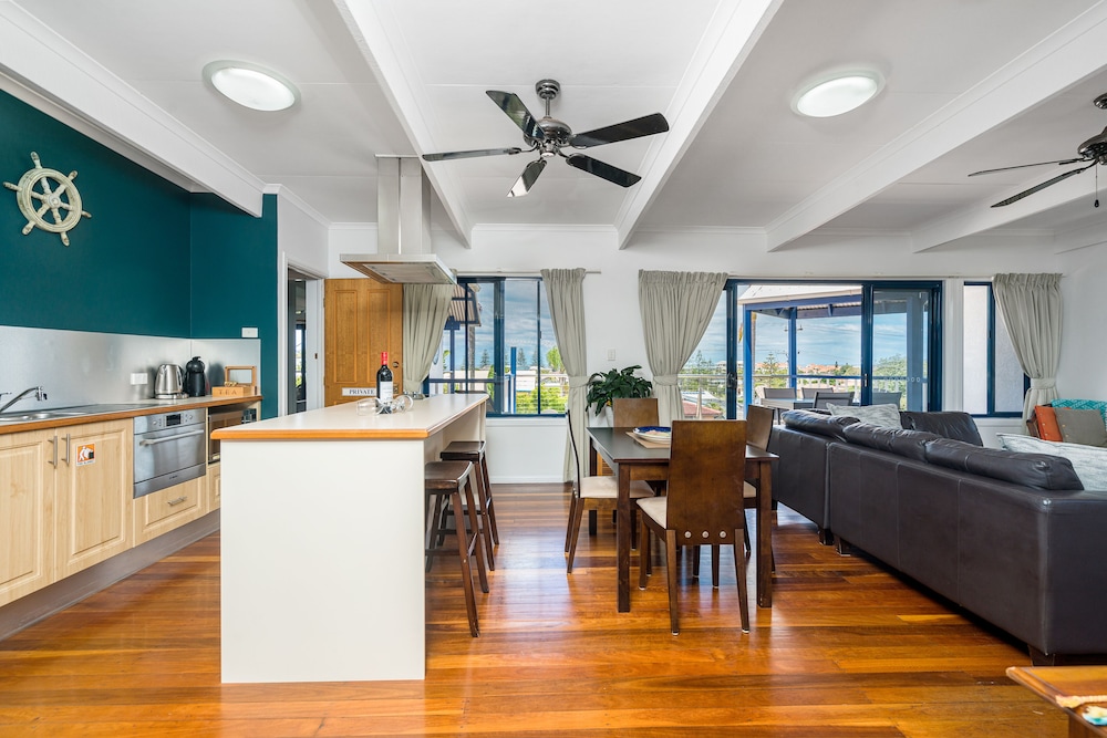 CLUB YAMBA LUXURY HOLIDAY VILLAS 45/64