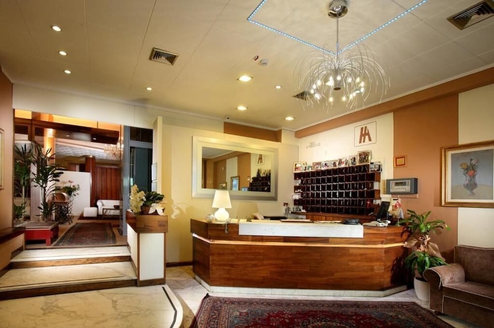 Ambrosiano Hotel 3/31