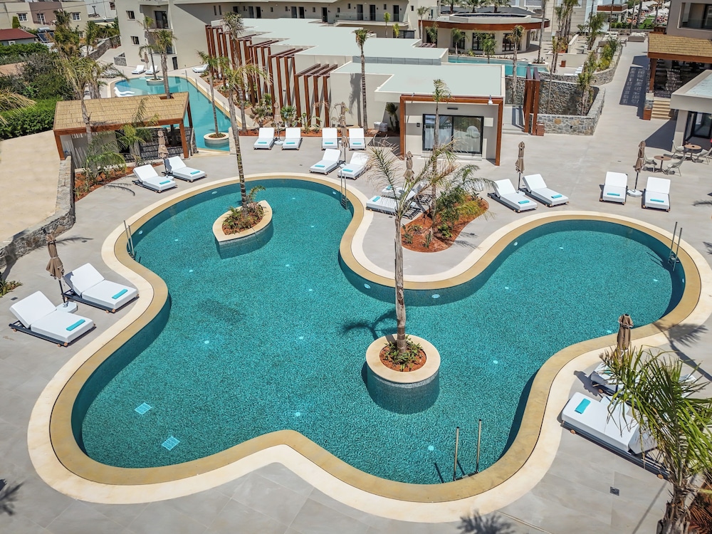 Noble Hotel Suites 40/50
