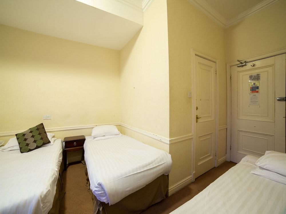 George Hotel Burslem Stoke-on-Trent 18/42