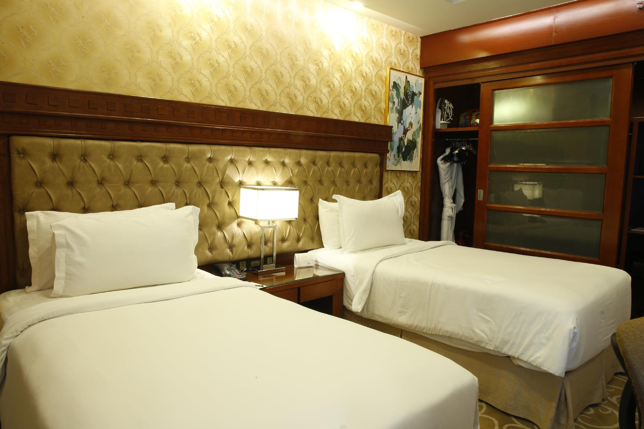 غرفة بريميير بسريرين منفصلين، Royal Swiss Lahore 2/2