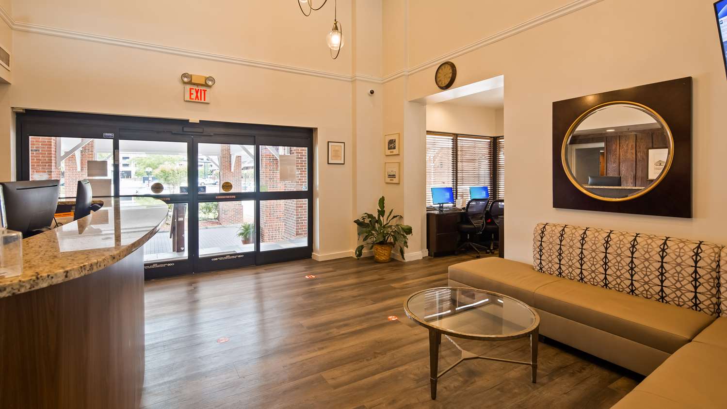 Best Western Plus Coastline Inn 20/26