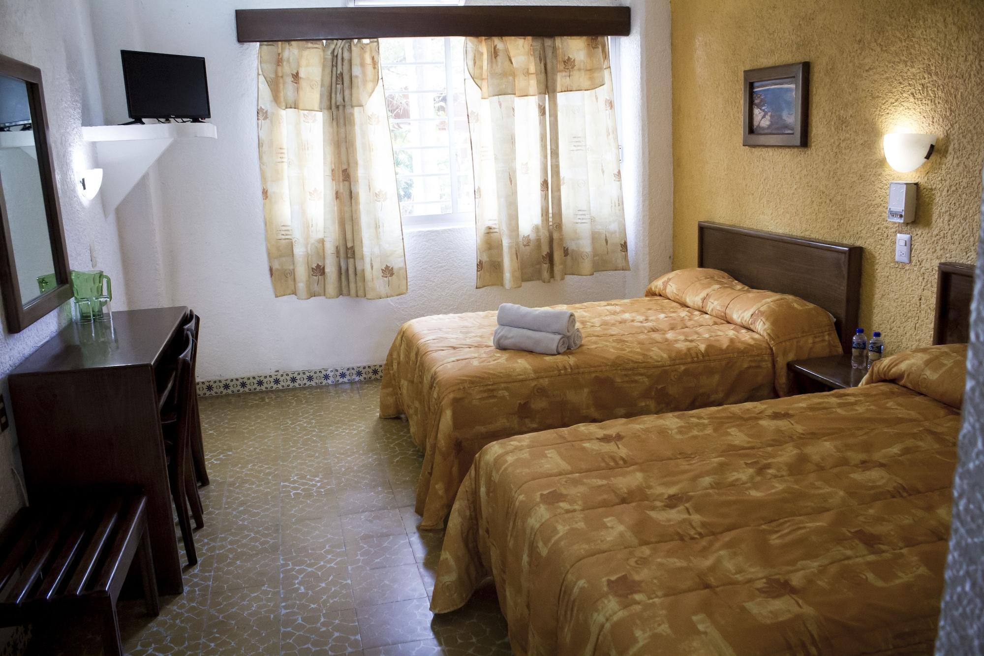 Hotel Playa Azul 6/36