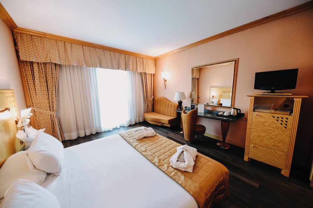 Hotel Antonella 21/75