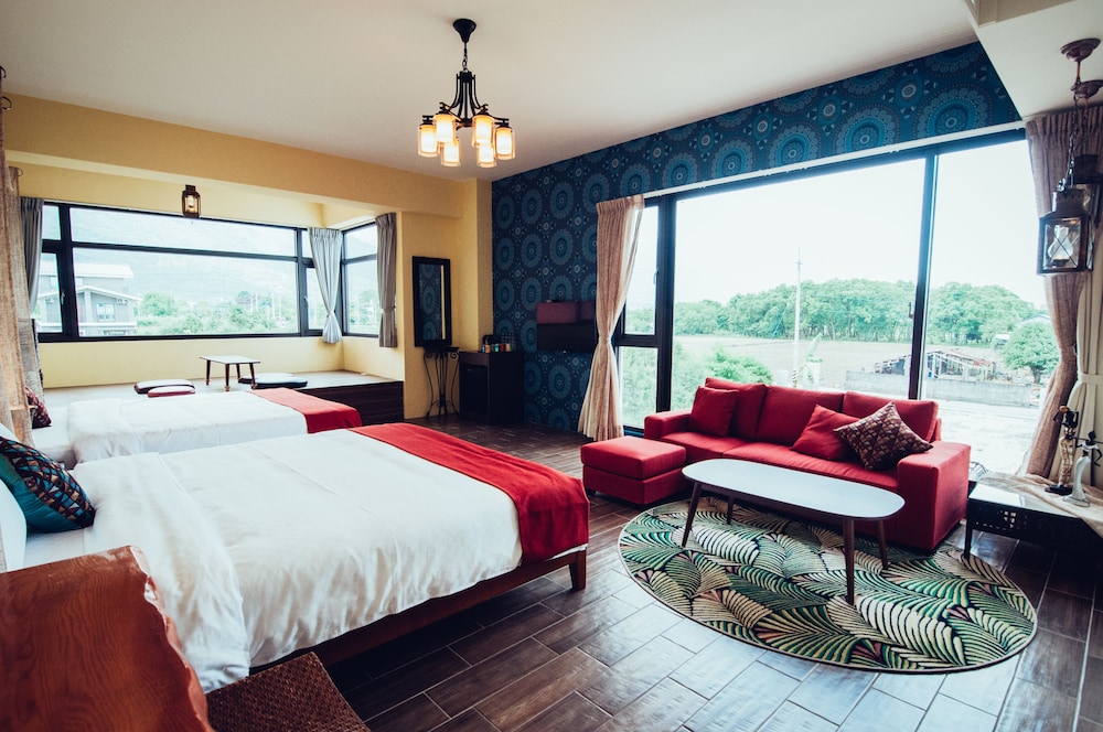 Zai Yan-Yan B&B 33/54