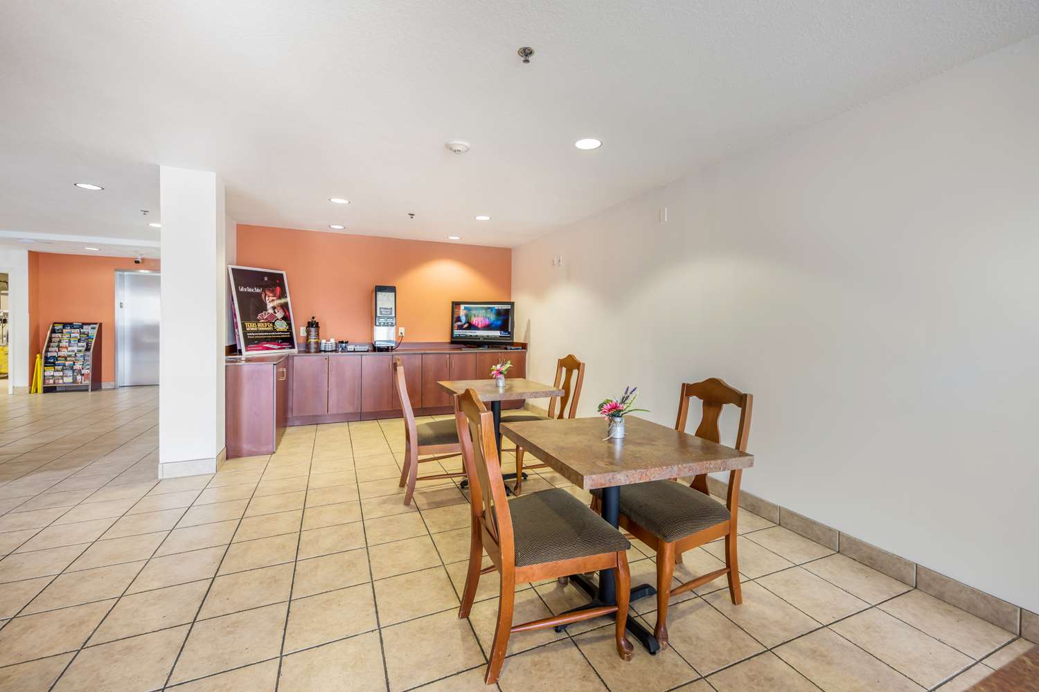 Golden Isles Inn & Suites Brunswick South 7/38