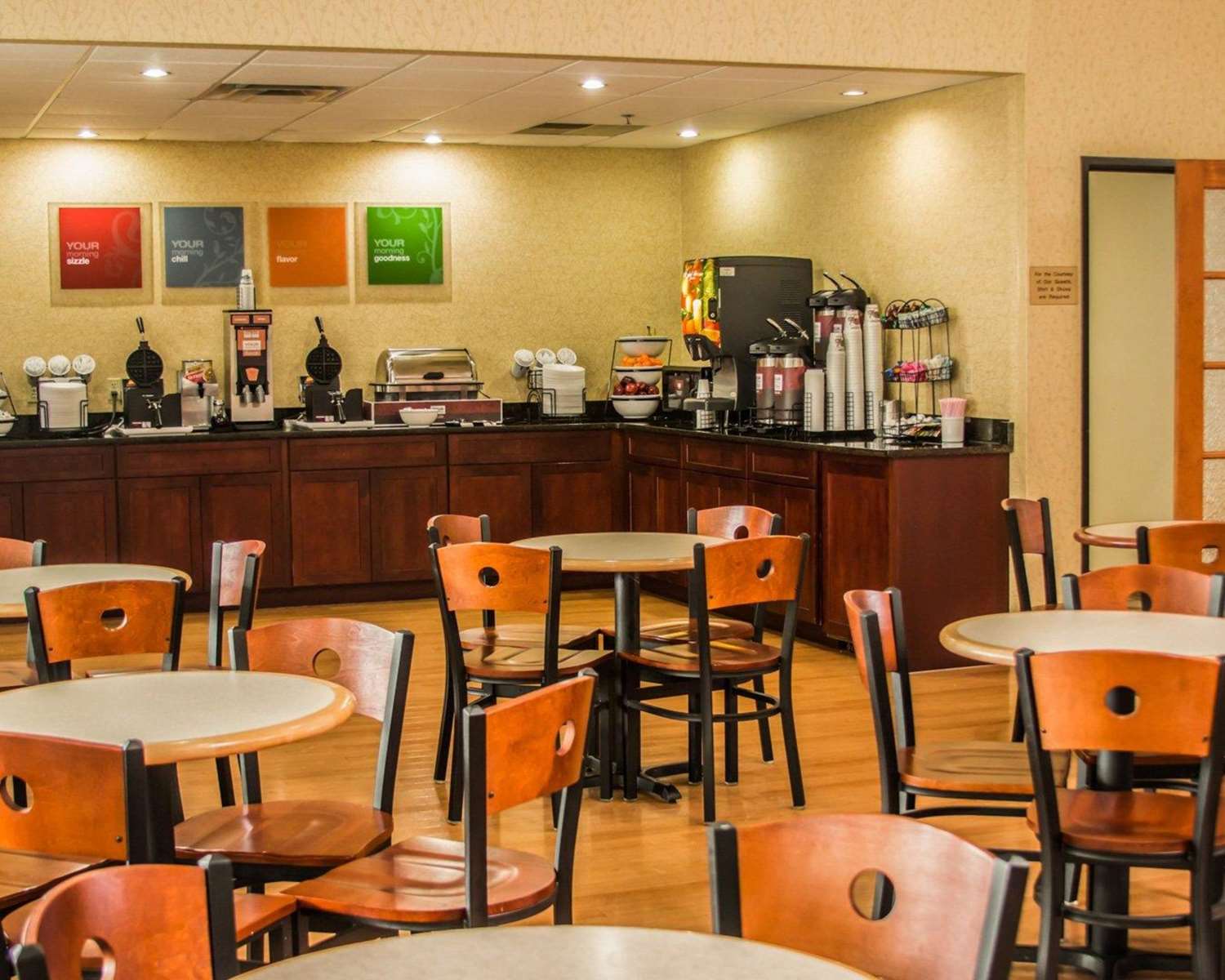 Comfort Inn Birch Run - Frankenmuth 12/16