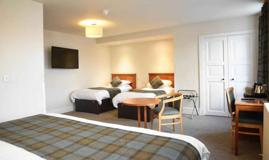 غرفة عائلية بإطلالة على البحر، The Royal Hotel, Portree 10/10