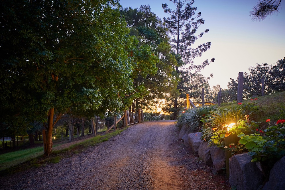 Dayboro Cottages & Llama Walks 21/35
