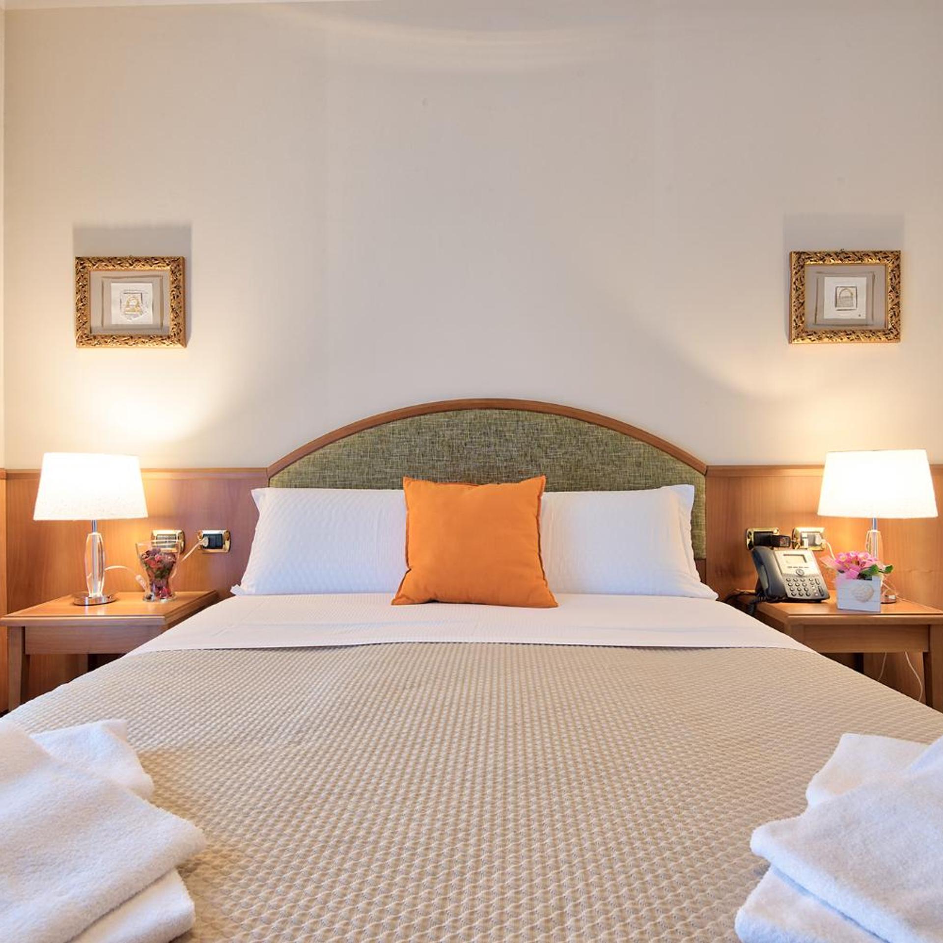 غرفة بسرير مزدوج بشرفة، Albergo Villa Priula 9/10