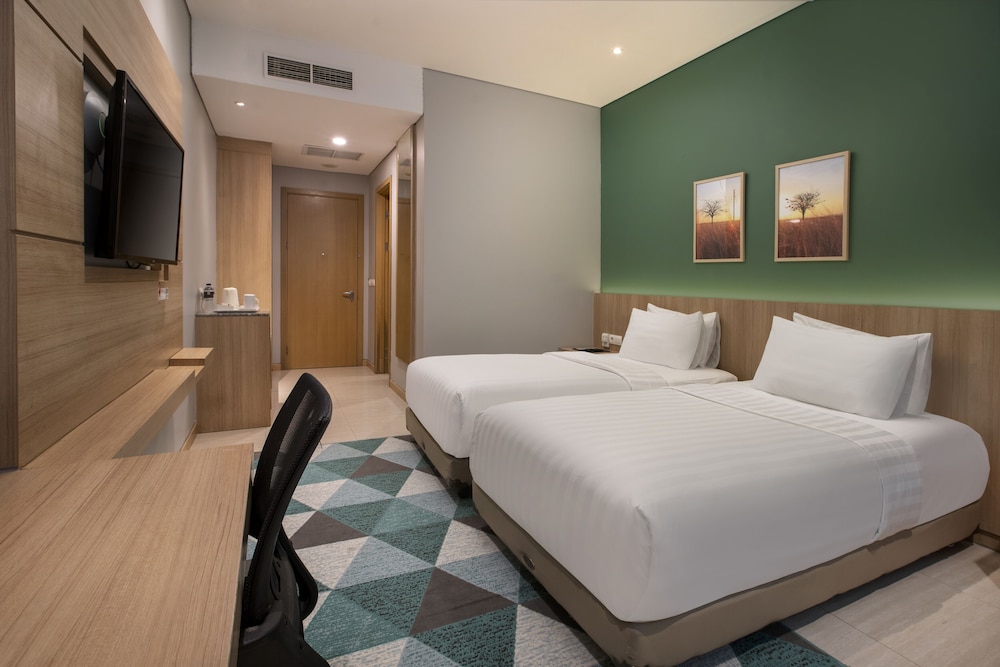 Grand Tjokro Premiere Bandung 16/56