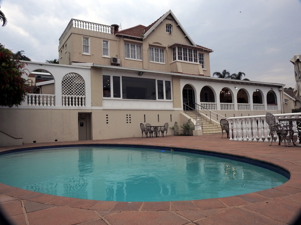 Albion Manor 7/39