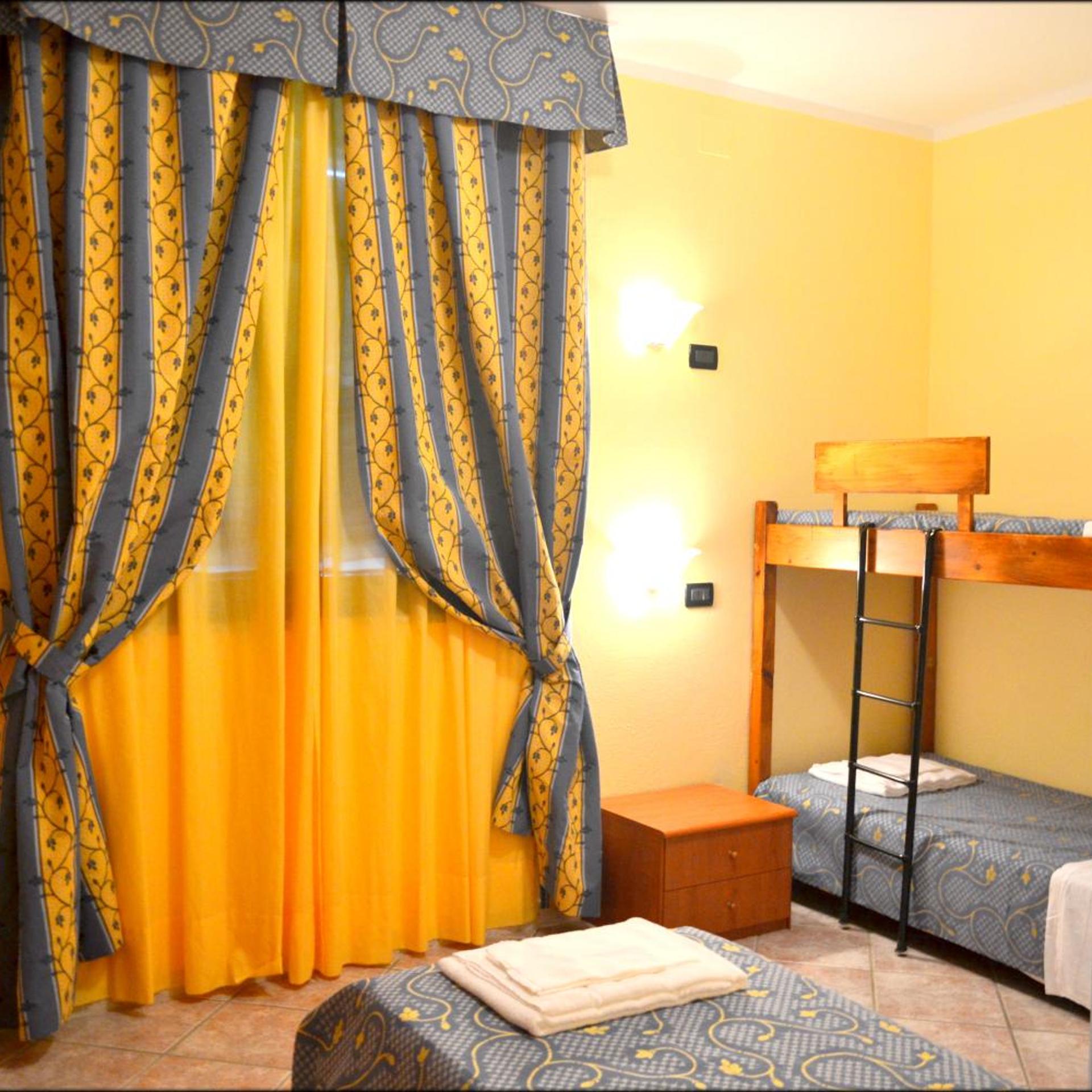 Hotel Anfora 16/50