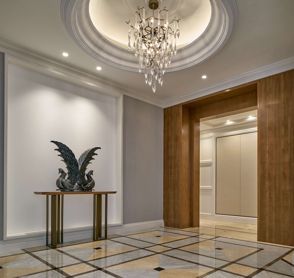 GRAND HYATT JAKARTA 10/77