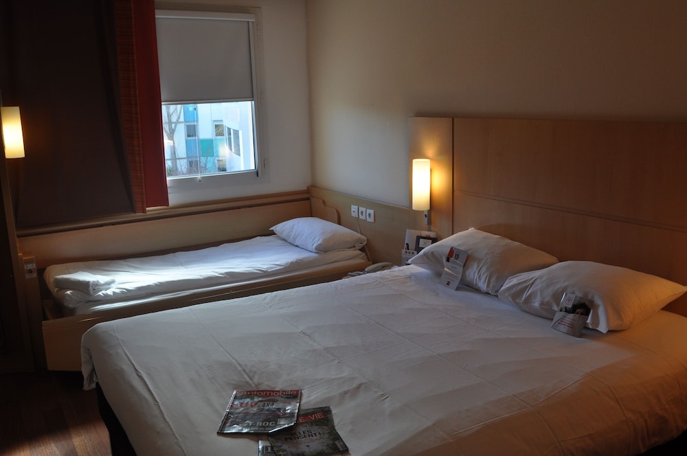 Ibis Martigues 19/70