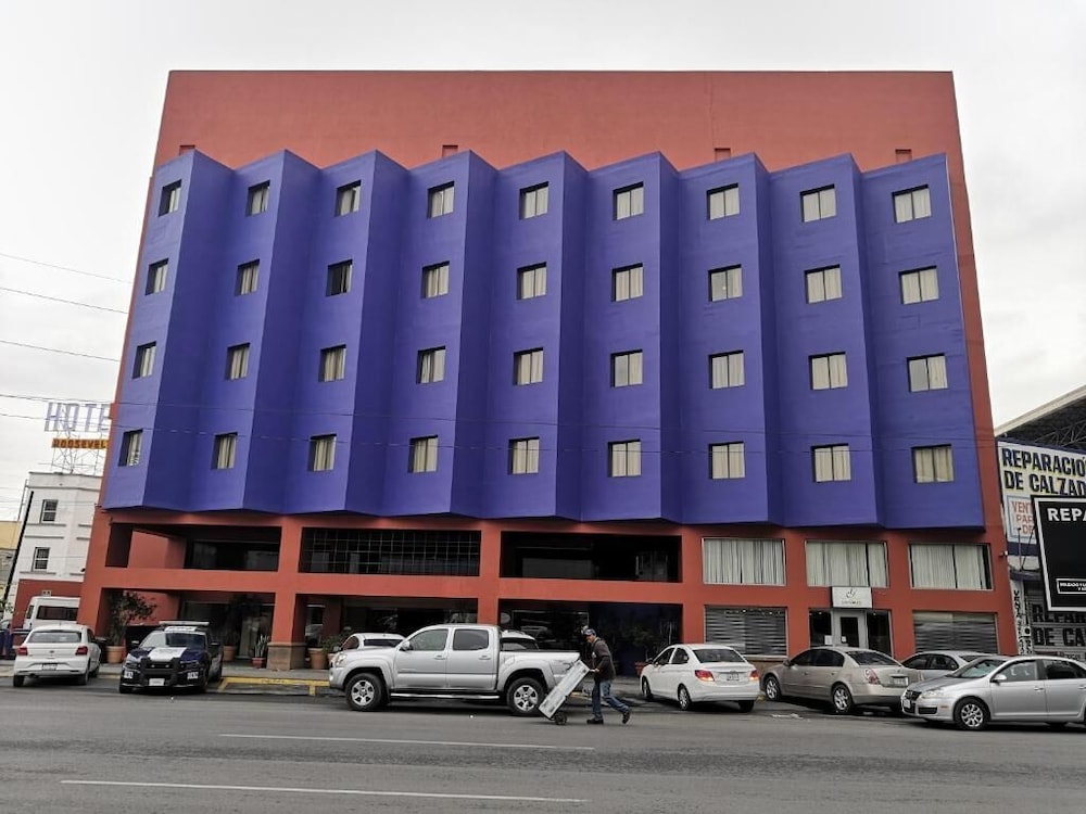 Hotel Son Mar Monterrey Centro 2/54
