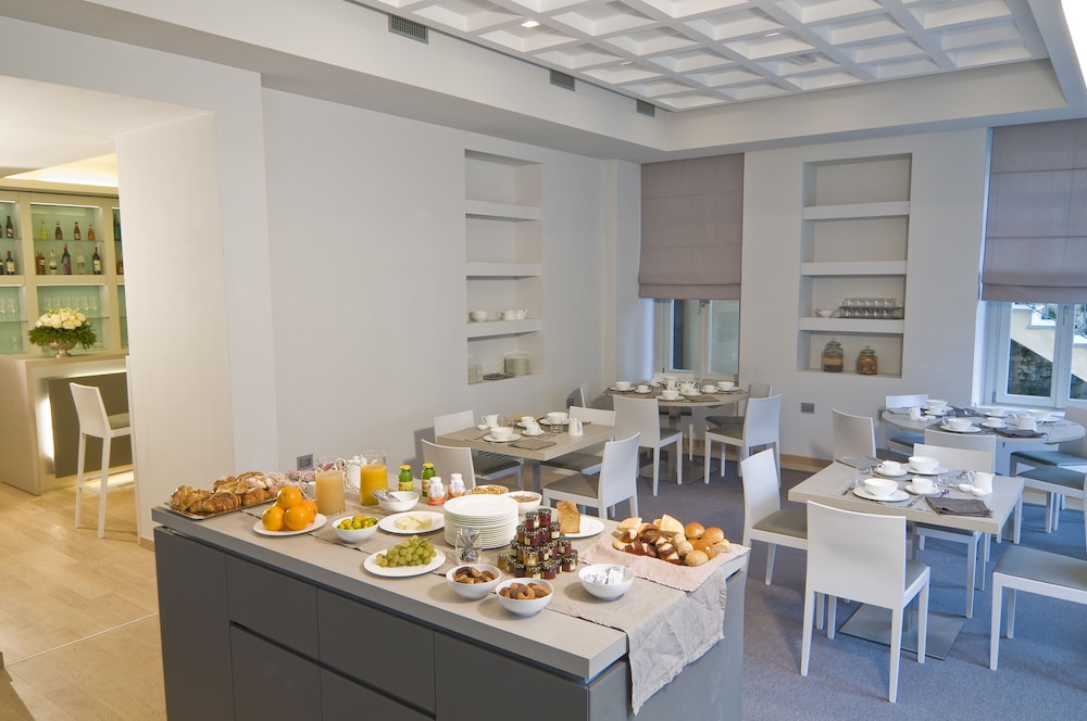 Hotel di Varese 43/50