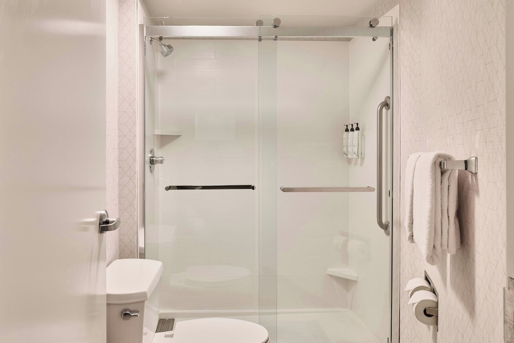 Springhill Suites Phoenix Glendale Peoria 44/49