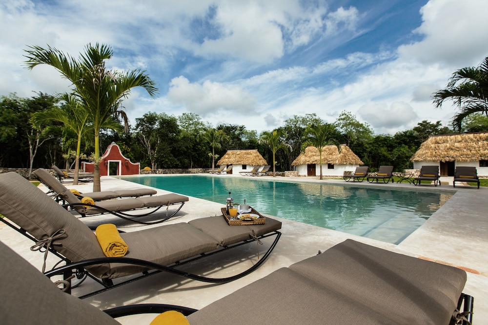 Hotel Hacienda Ticum 12/77