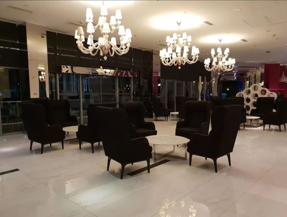 Azure Luxury Beach Suites By Vacationsph 33/50