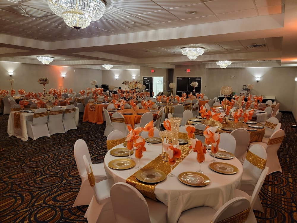 Days Inn and Suites by Wyndham Oxford 19/27