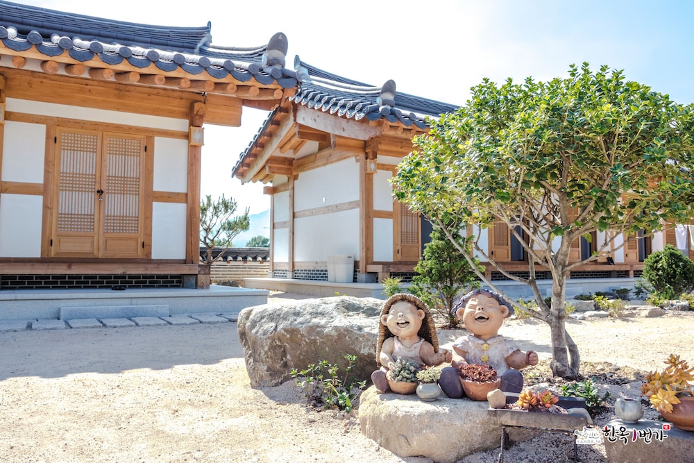 Hanok1st 42/48