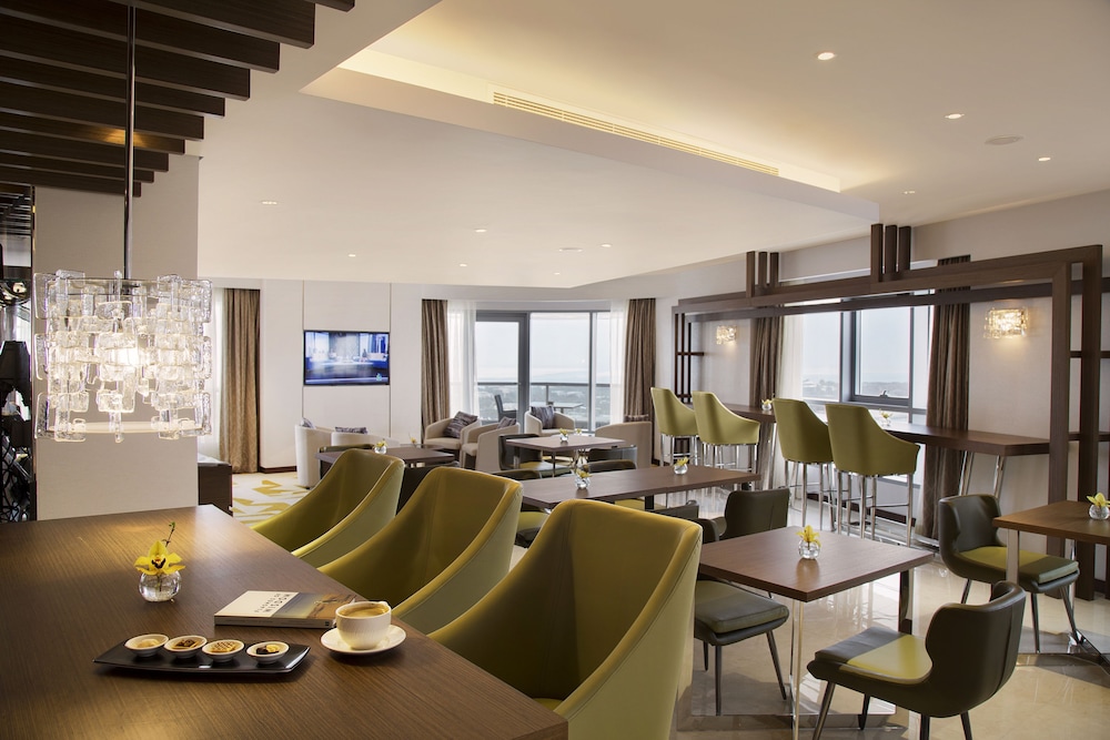Pearl Rotana Capital Centre 15/20
