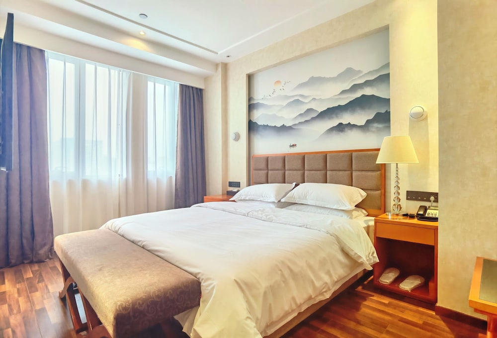 Business, Suite, King Bed