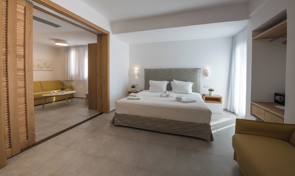 Natura Luxury Boutique Hotel Skopelos 16/50