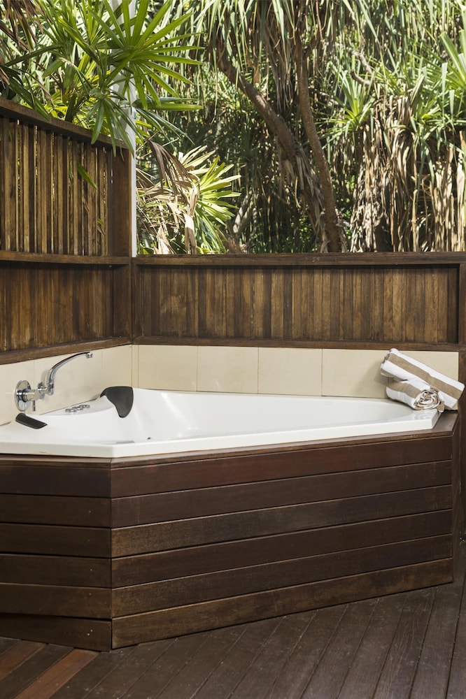 Oaks Port Douglas Resort 28/64