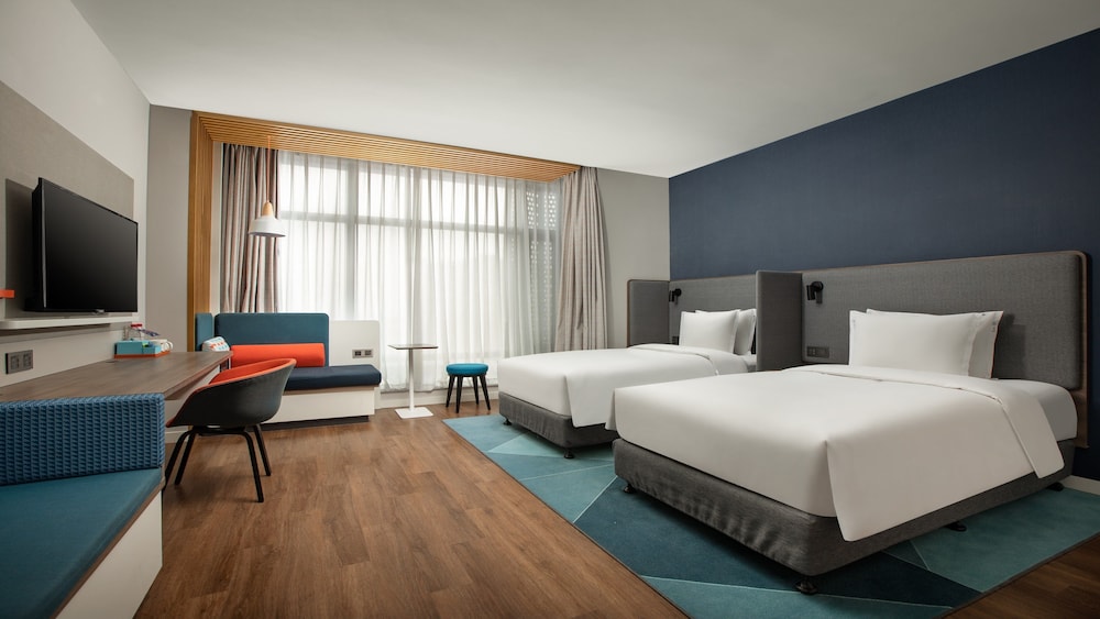 HOLIDAY INN EXPRESS SHANGHAI QINGPU 7/19