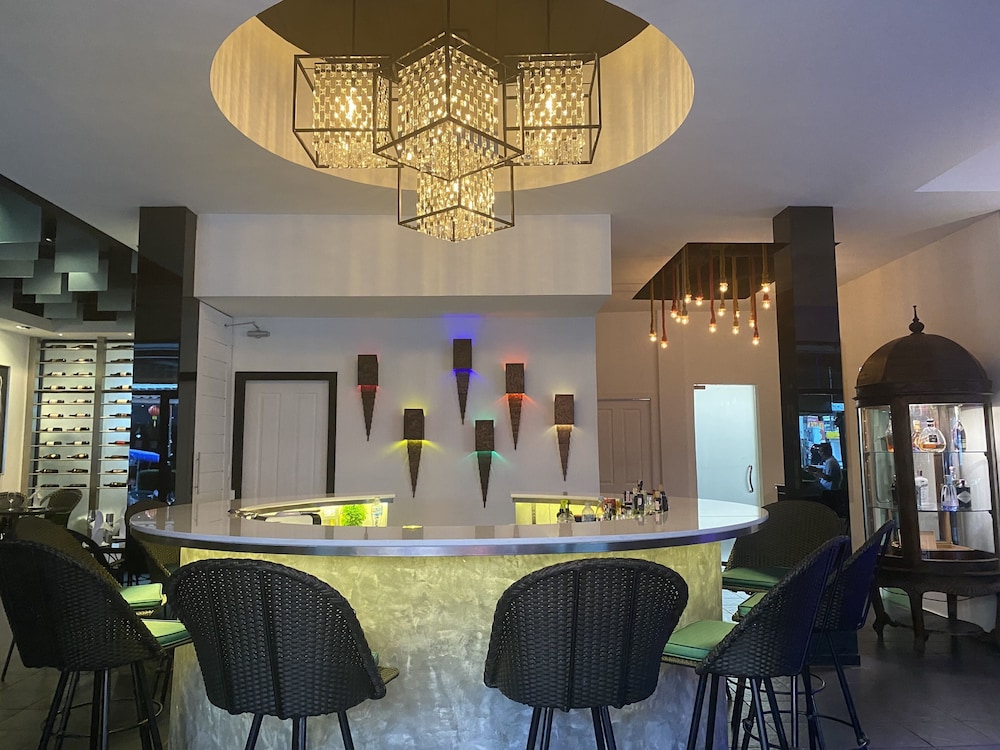 Poseidon Boutique Hotel 50/52