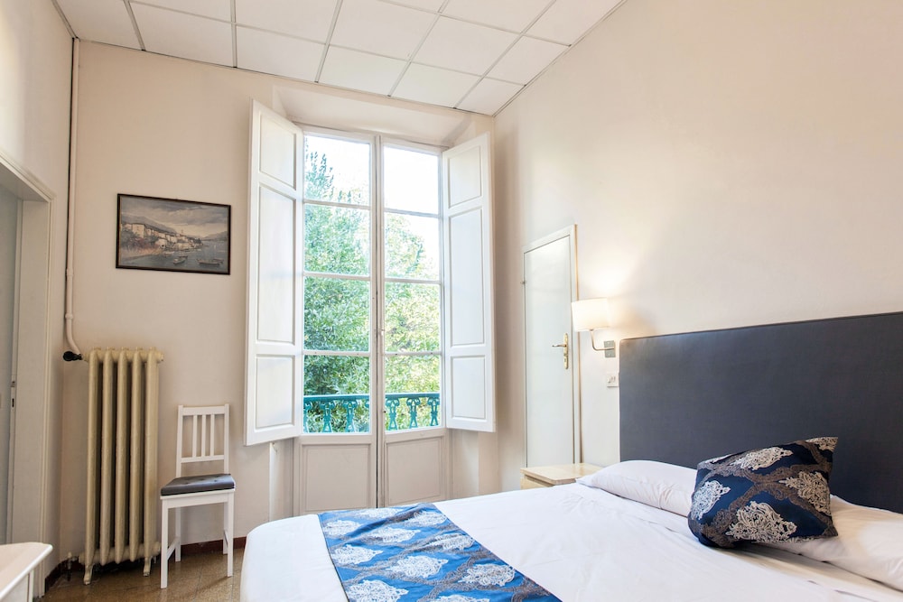 STANDARD, DOUBLE OR TWIN BED