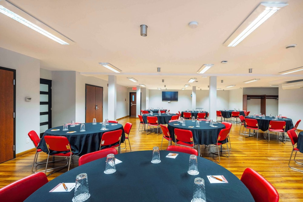Les Suites de Laviolette Ascend Hotel Collection 46/62